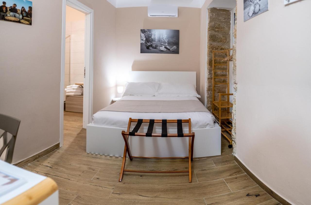I Quattru Vuci Rooms Palermo Eksteriør billede